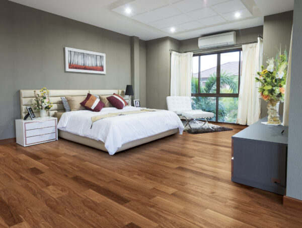 Cordillera BRAZILIAN TEAK Room Scene